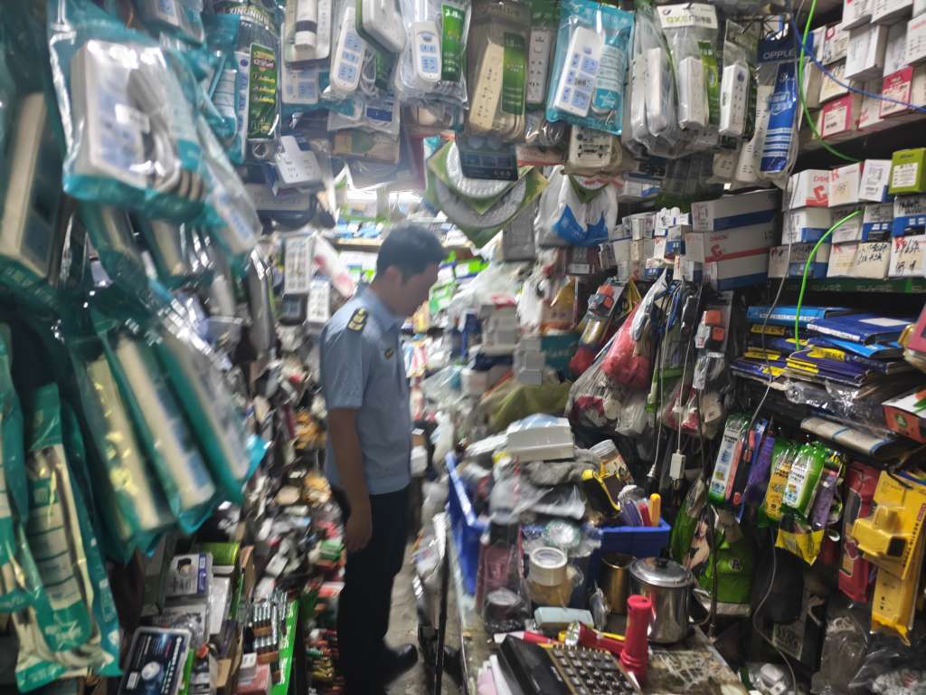 橫向到邊、縱向到底、齊抓共管——美蘭分局以日用品銷售監管為抓手，筑牢安全防線助推市場發展